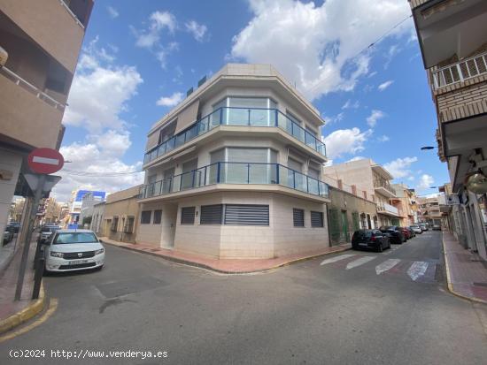  Apartamento en venta en el centro de Puerto de Mazarrón - MURCIA 