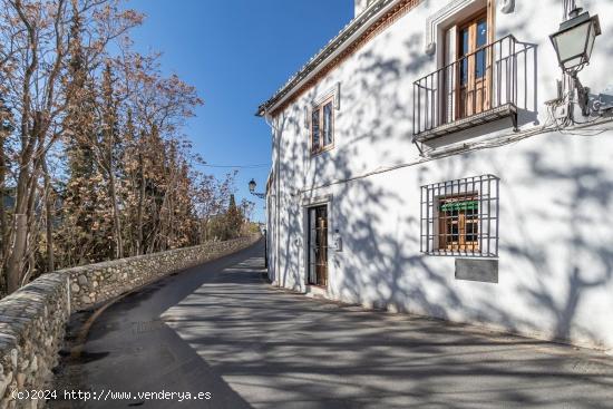 Casa reformada en el Camino del Sacromonte - GRANADA