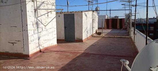 Venta en zona Ciudad de Asís con trastero en terraza superior. - ALICANTE