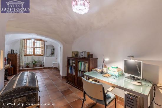 Casa reformada en el Camino del Sacromonte - GRANADA