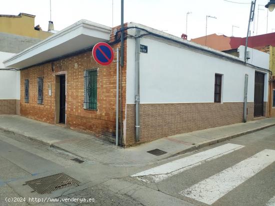  CASA DE PUEBLO DE UNA SOLA PLANTA EN QUART DE POBLET - VALENCIA 