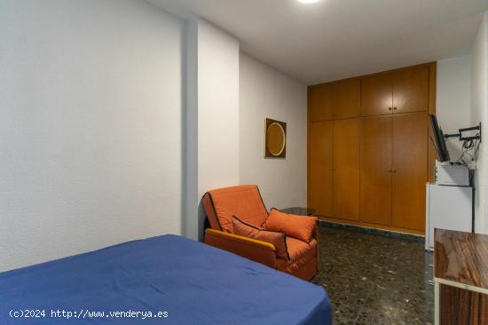 HABITACIÓN GASTOS INCLUIDOS EN MOLINA DE SEGURA, 325 EUROS - MURCIA