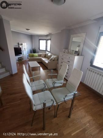 INMOBILIARIA TEJARES ALQUILA ESTUPENDO CHALET EN ZONA PERPETUO SOCORRO - ALBACETE