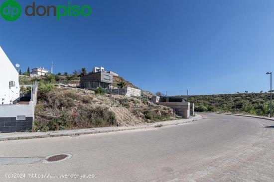 SOLAR URBANO EN ALTOS DE LA ZUBIA CON MAGNÍFICAS VISTAS - GRANADA