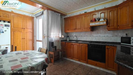 SE VENDE PISO GRANDE EN ZONA CONSUM - CASTELLON