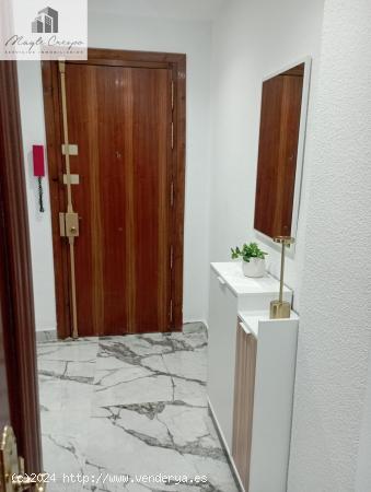 Precioso piso recién reformado 4 habitaciones y 2 baños. Ideal para estudiantes. - GRANADA