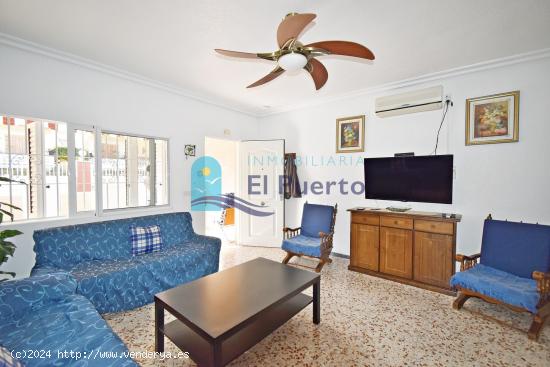 DÚPLEX REFORMADO CON GRANDES ESTANCIAS Y EN ESQUINA - REF 1295 - MURCIA