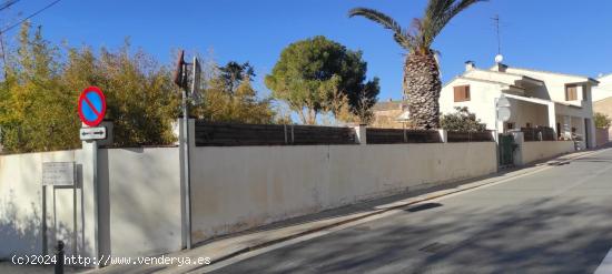 Parcela con construcción en venta ubicado en Les Cabanyes - BARCELONA