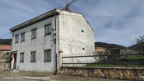 EXCELENTE OPORTUNIDAD. CASA EN BOÑAR CON TERRENO Y PATIO - LEON