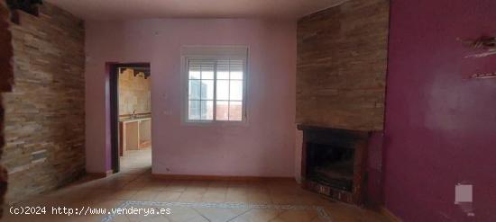 Chalet adosado en venta en Calle Laguna, 41014, Sevilla (Sevilla) 109.000 € - SEVILLA