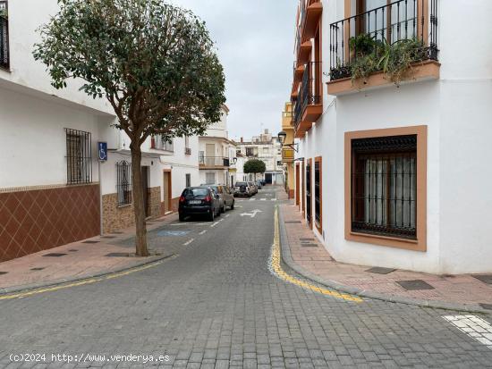 Local comecial en venta en Estepona | CABANILLAS REAL ESTATE - MALAGA