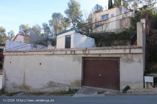 Vivienda en Canyelles. - BARCELONA