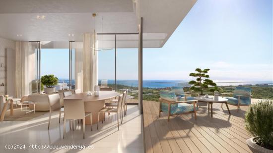 Apartamento de lujo de 3 dormitorios en Casares Costa con increibles vistas al mar - MALAGA