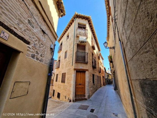 VUT CON TERRAZA  EN EL CASCO HISTORICO