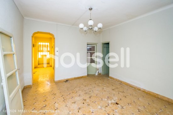 Casa en venta de 244 m² Calle Hermanos Quintero, 02630 Roda (La) (Albacete)