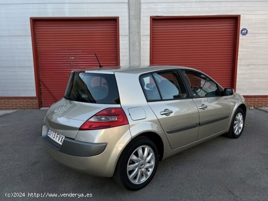 Renault Megane Expression 1.5dCi105 eco2 - Griñon