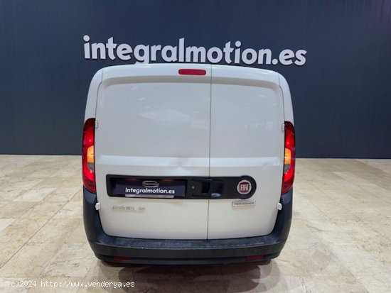 Fiat Doblo 1.3 MTJ FURGON 95CV - Santiago de Compostela