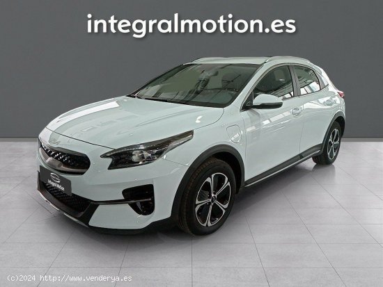  Kia XCeed 1.6 GDi PHEV 104kW (141CV) eDrive - San Sebastian de los Reyes  Madrid 