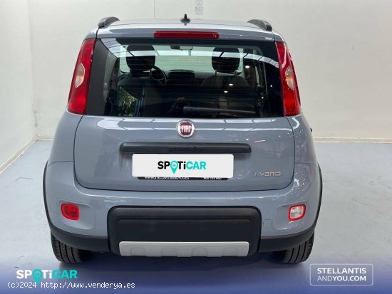 Fiat Panda   Hybrid 1.0 Gse 51kw (70CV) City Life - Sevilla