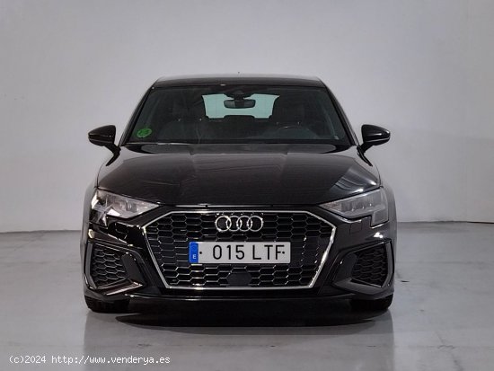 Audi A3 Sportback 35 TDI S line - 