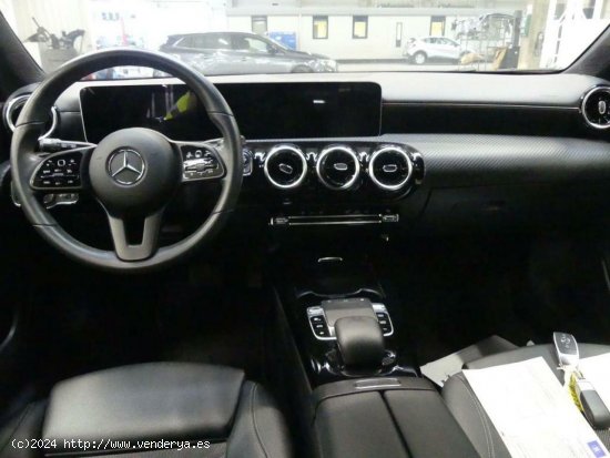 Mercedes Clase A 180 D BUSINESS SOLUTION AUT - LEGANES