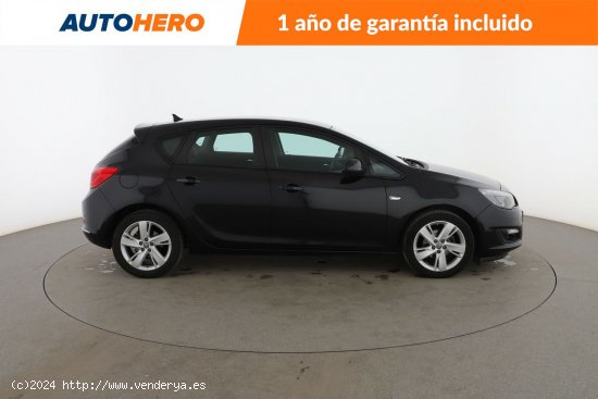 Opel Astra 1.4 Turbo Selective - 