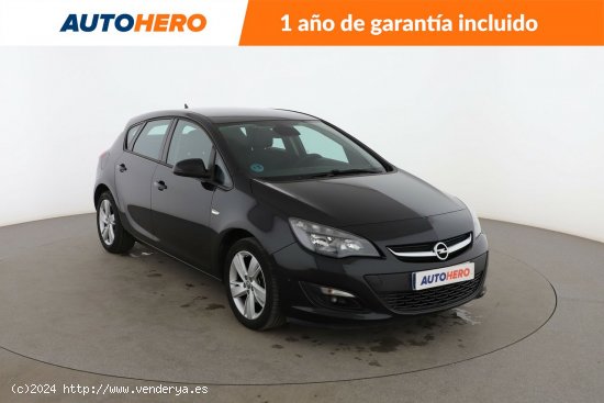 Opel Astra 1.4 Turbo Selective - 