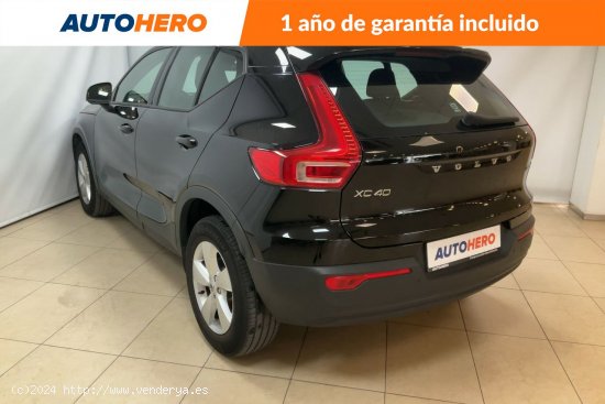 Volvo XC40 1.5 T2 Momentum Core 2WD - 