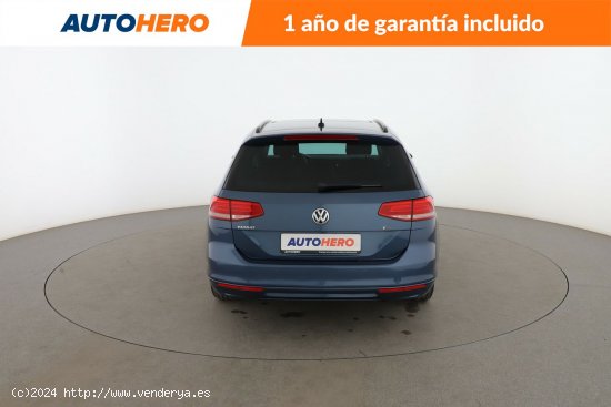 Volkswagen Passat 1.6 TDI Advance BM - 