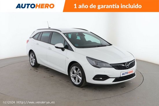 Opel Astra 1.4 Turbo Elegance - 