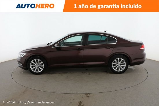 Volkswagen Passat 2.0 TDI Advance BlueMotion - 