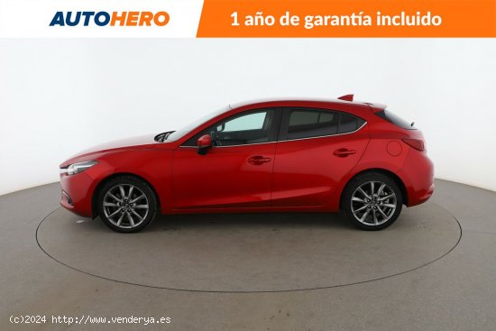 Mazda 3 2.0 Black Tech Edition - 