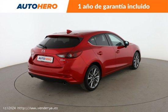 Mazda 3 2.0 Black Tech Edition - 