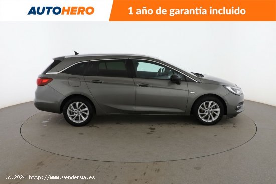 Opel Astra 1.2T S/S Elegance - 