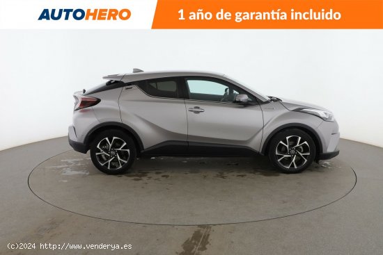 Toyota C-HR 1.8 Hybrid Advance - 