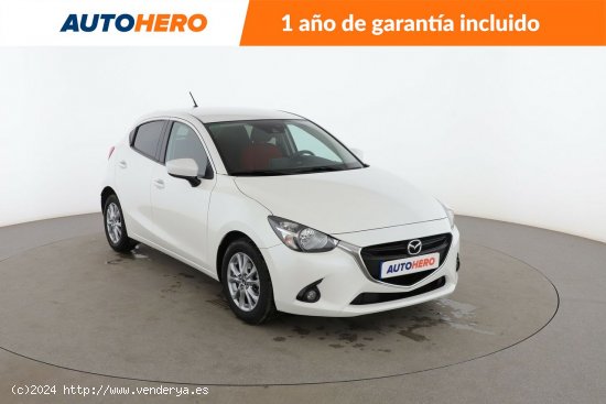 Mazda 2 1.5 GE Style Confort Red - 