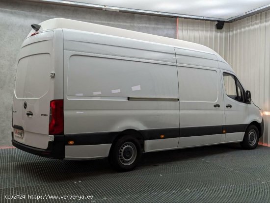 Mercedes Sprinter 311CDI 114CV L4H3 - Lugo