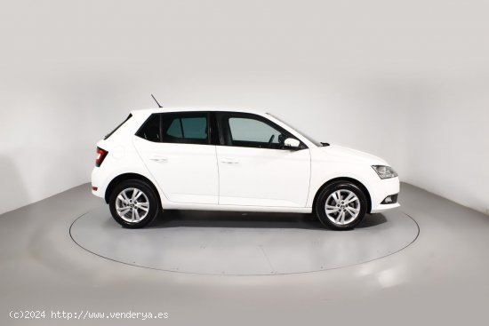 Skoda Fabia 1.0 TSI 70KW AMBITION PLUS 5P - 