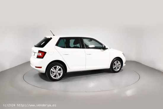 Skoda Fabia 1.0 TSI 70KW AMBITION PLUS 5P - 