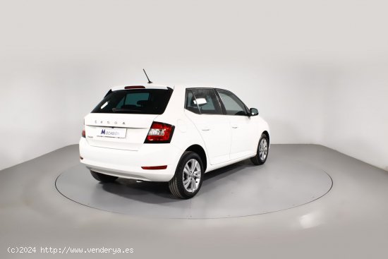 Skoda Fabia 1.0 TSI 70KW AMBITION PLUS 5P - 