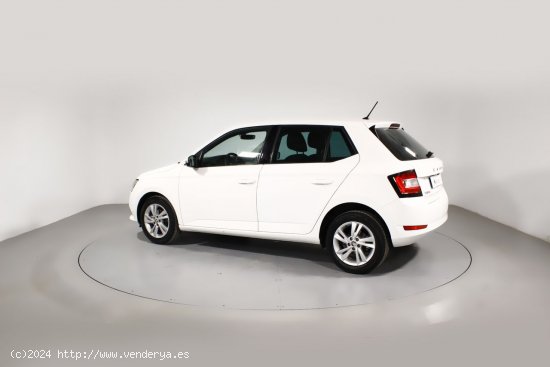 Skoda Fabia 1.0 TSI 70KW AMBITION PLUS 5P - 