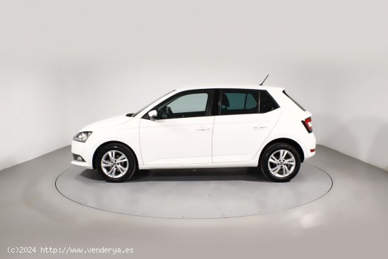 Skoda Fabia 1.0 TSI 70KW AMBITION PLUS 5P - 