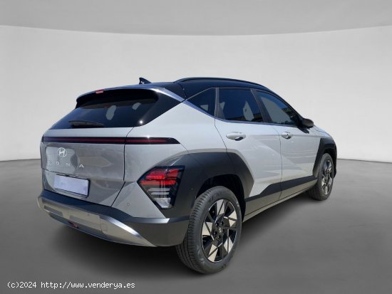 Hyundai Kona Nuevo  1.0 T-GDi 88 kW (120 CV) MT6 2WD Blackline - 