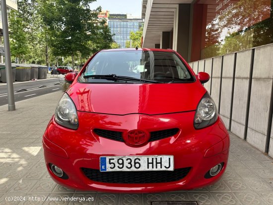 Toyota Aygo 1.0 VVT-i Connect - Barcelona