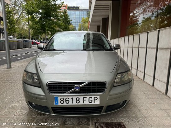 Volvo S40 1.6 Momentum - Barcelona