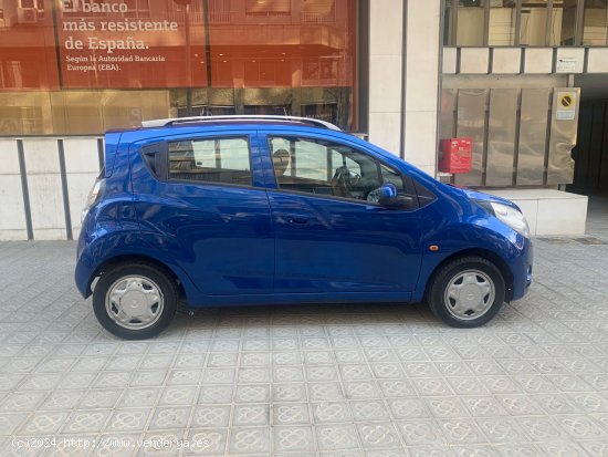 Chevrolet Spark 1.2 16v LT - Barcelona