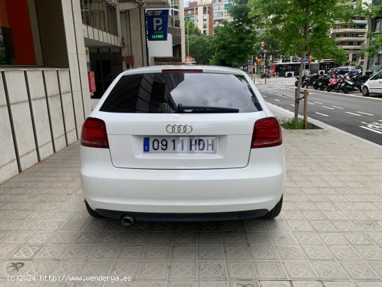 Audi A3 1.6 TDI 105cv Attraction - Barcelona