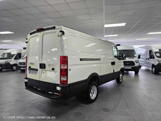 Iveco Daily L1 H1 DOBLE RUEDA  35C12 - Lugo