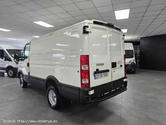 Iveco Daily L1 H1 DOBLE RUEDA  35C12 - Lugo