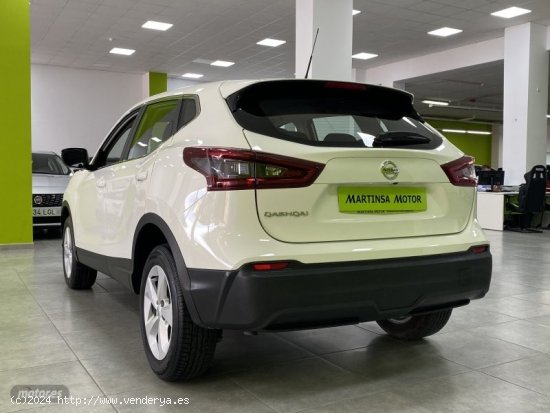 Nissan Qashqai DIG-T 103kW Acenta de 2021 con 57.000 Km por 19.800 EUR. en Malaga